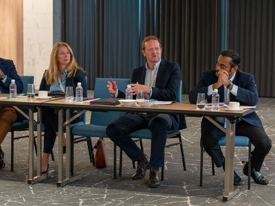 ASB2914 ADVOC ASIA22 HI 066