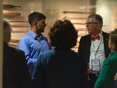 ASB2914 ADVOC ASIA22 HI 256